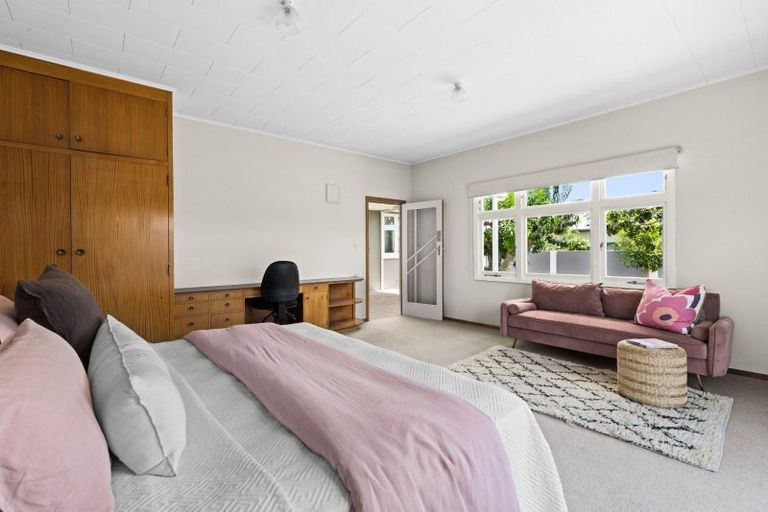 Photo of property in 23b Chambers Street, Havelock North, 4130