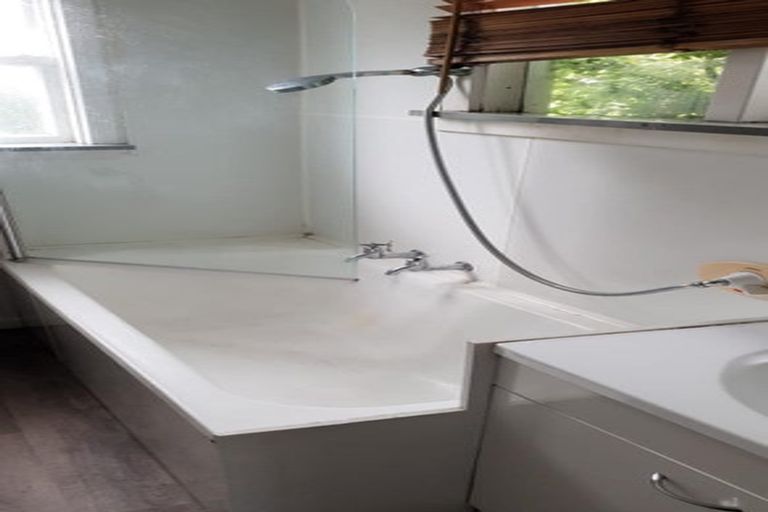 Photo of property in 8 Bass Street, Woolston, Christchurch, 8062