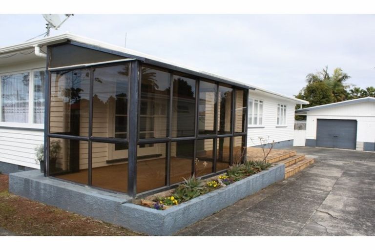 Photo of property in 76 Onerahi Road, Onerahi, Whangarei, 0110