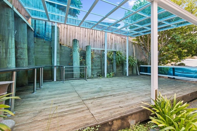 Photo of property in 23 Mariners View Road, Beach Haven, Auckland, 0626
