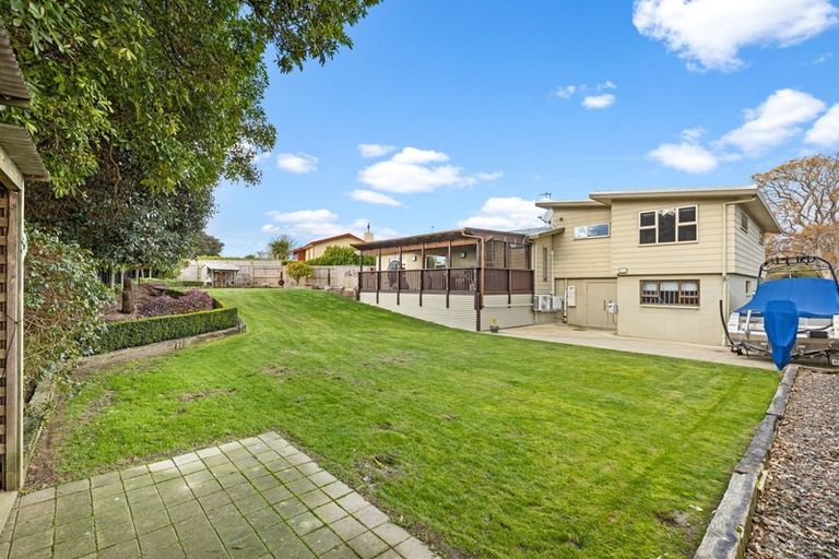 Photo of property in 32 Haast Place, Awapuni, Palmerston North, 4412