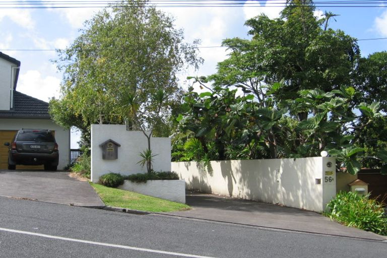 Photo of property in 2/56 Parr Terrace, Castor Bay, Auckland, 0620