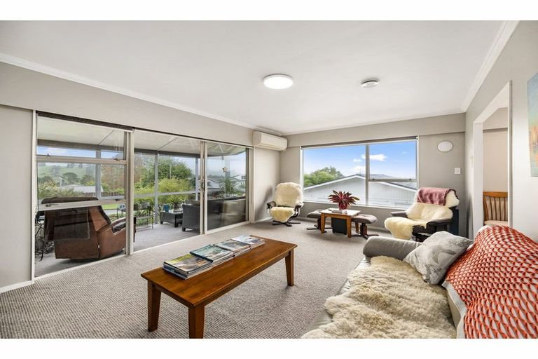 Photo of property in 60 Utuhina Road, Springfield, Rotorua, 3015