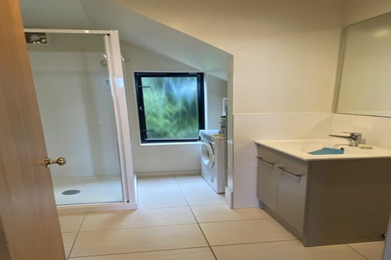 Photo of property in 13a Upper Lewisville Terrace, Thorndon, Wellington, 6011