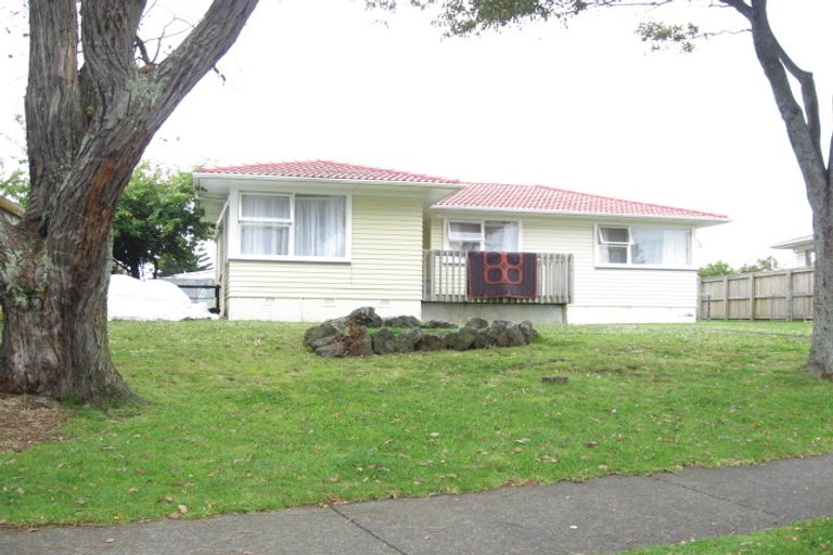 Photo of property in 78 Windrush Close, Mangere, Auckland, 2022
