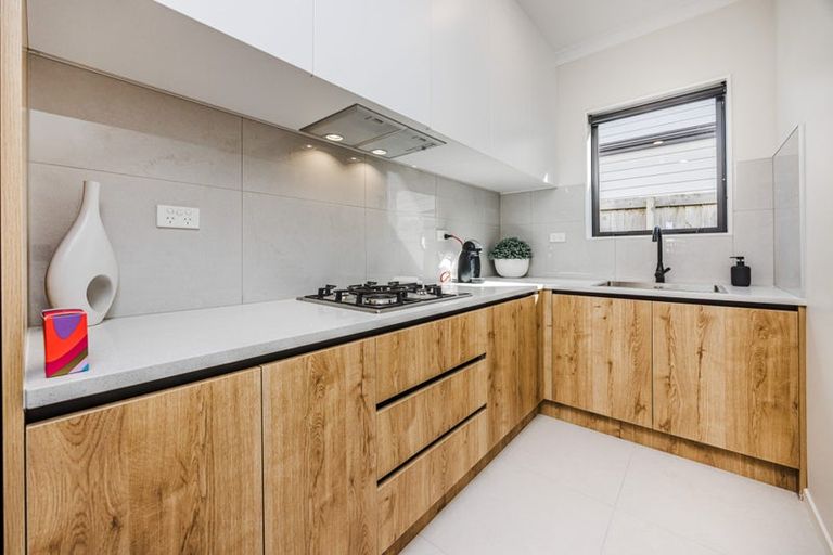 Photo of property in 74 Tir Conaill Avenue, Flat Bush, Auckland, 2019
