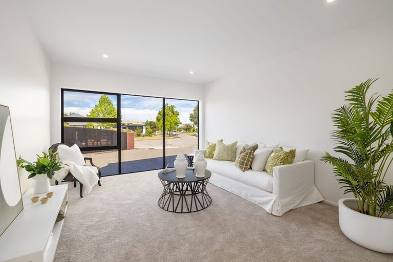 Photo of property in 32 O'connor Place, Burnside, Christchurch, 8053