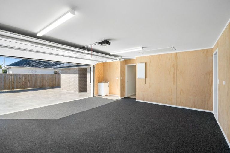 Photo of property in 16a Saint Annes Street, Levin, 5510