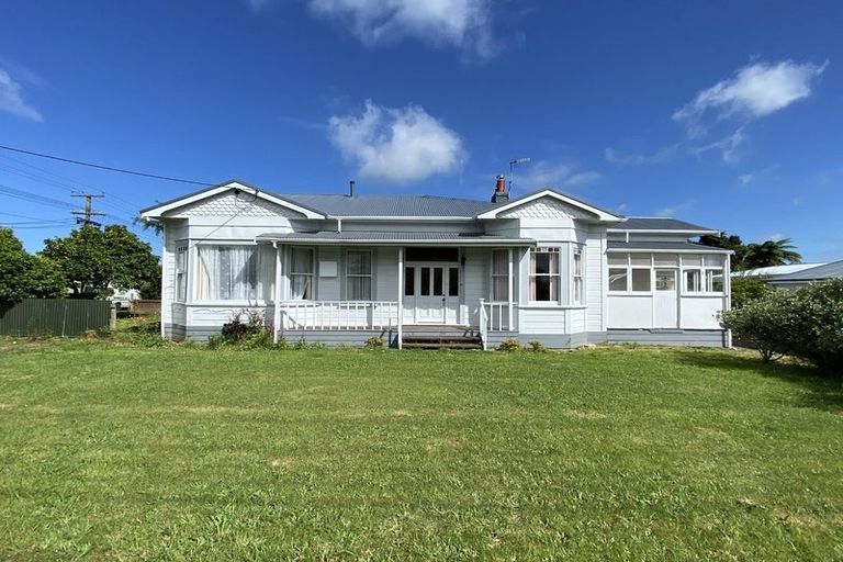 Photo of property in 131 Weraroa Road, Levin, 5510