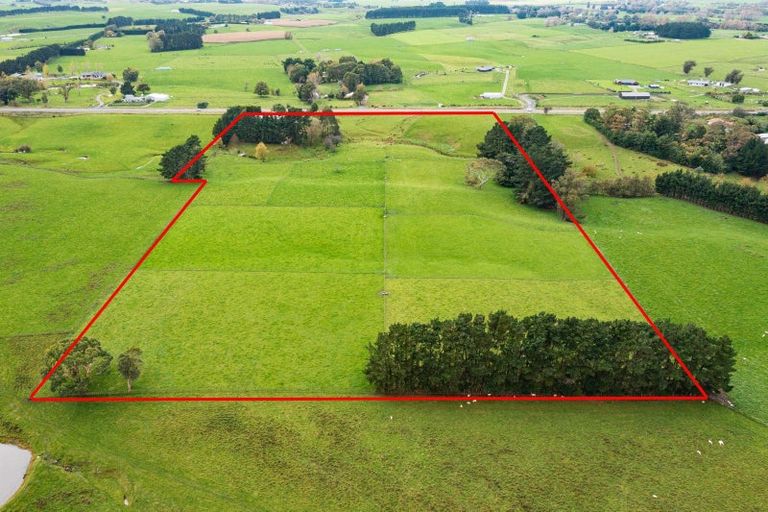 Photo of property in 1797 State Highway 3, Awahuri, Palmerston North, 4479