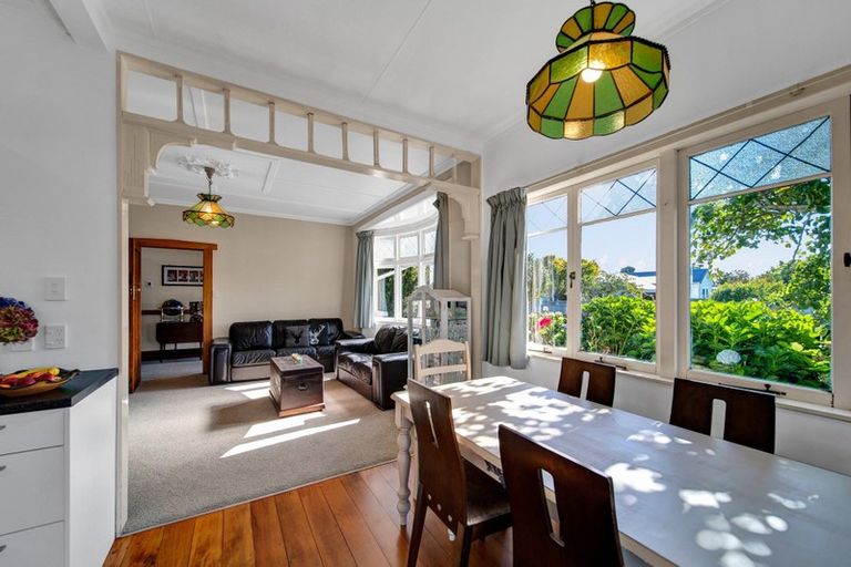 Photo of property in 14 Douglas Street, Hawera, 4610