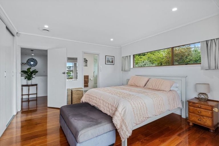 Photo of property in 21 Awatere Place, Snells Beach, 0920