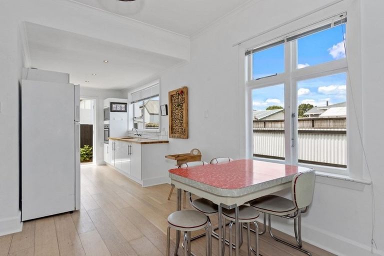 Photo of property in 1/185 Hastings Street East, Waltham, Christchurch, 8023