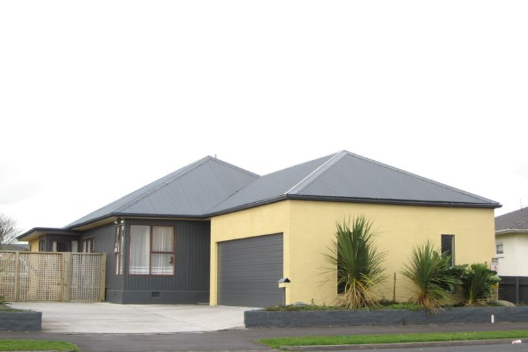 Photo of property in 259 Coronation Avenue, Welbourn, New Plymouth, 4310
