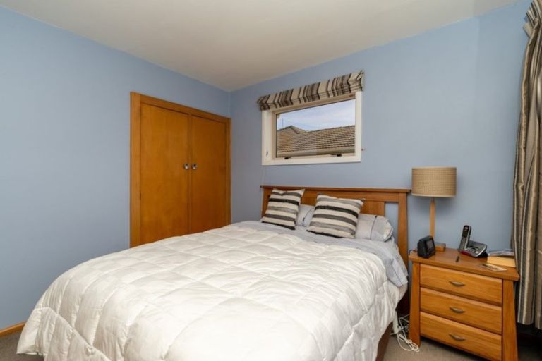 Photo of property in 33 Boston Avenue, Hornby, Christchurch, 8042