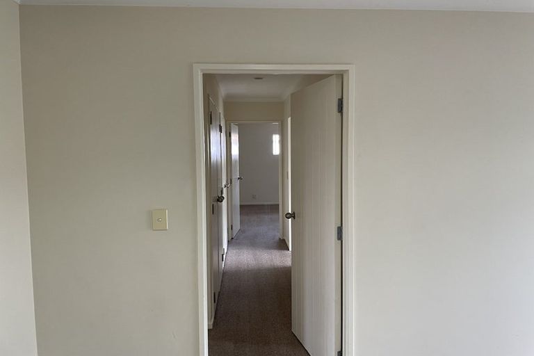 Photo of property in 6 Franshell Crescent, East Tamaki, Auckland, 2013