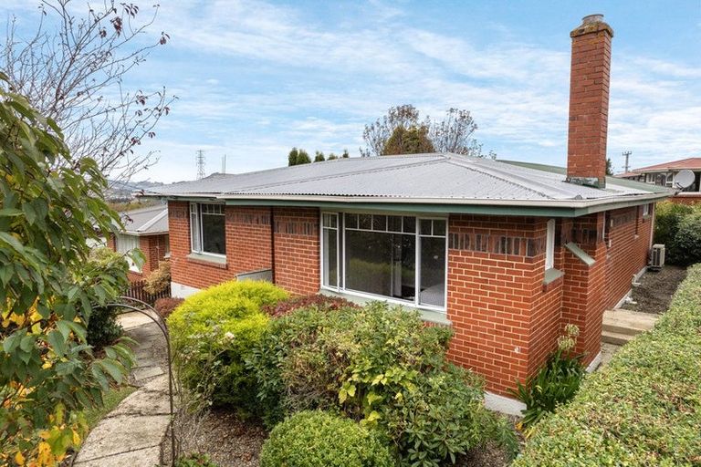 Photo of property in 112 Wakari Road, Helensburgh, Dunedin, 9010