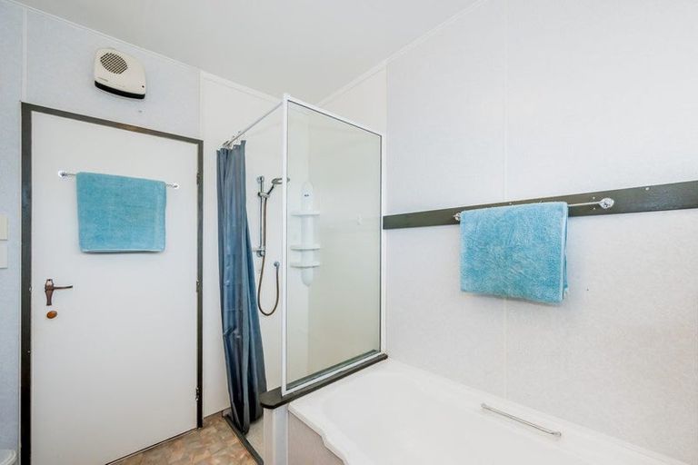 Photo of property in 30 Rimu Street, Waikanae, 5036