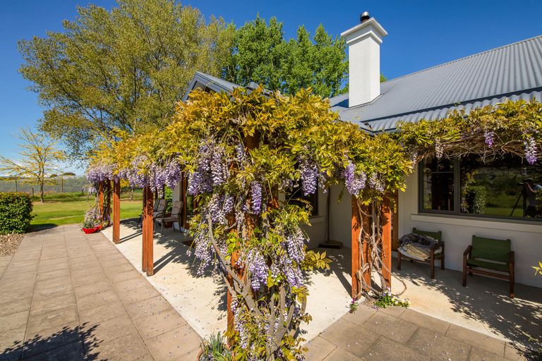 Photo of property in 1031 Earnscleugh Road, Earnscleugh, Alexandra, 9391