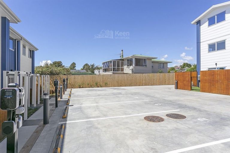 Photo of property in 5/42 Kaikoura Street, Henderson, Auckland, 0612