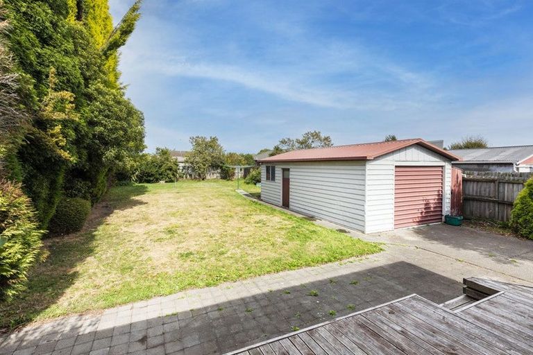 Photo of property in 18 Neill Street, Hornby, Christchurch, 8042