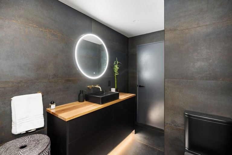 Photo of property in 215/36 Victoria Road, Mount Maunganui, 3116