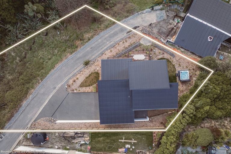 Photo of property in 307a Mount Pleasant Road, Mount Pleasant, Christchurch, 8081