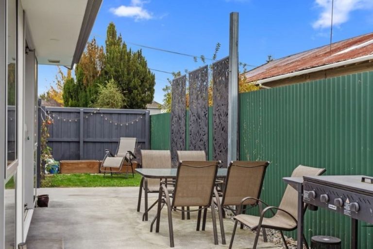 Photo of property in 24 Hills Road, Edgeware, Christchurch, 8013