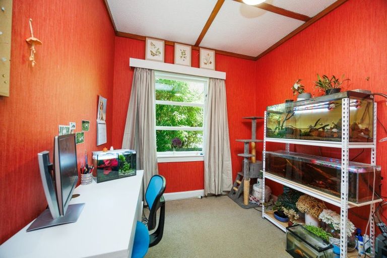 Photo of property in 37 Bryant Street, Takaro, Palmerston North, 4412