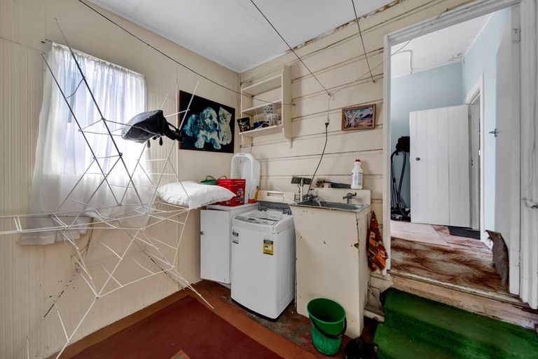 Photo of property in 45 Union Street, Hawera, 4610