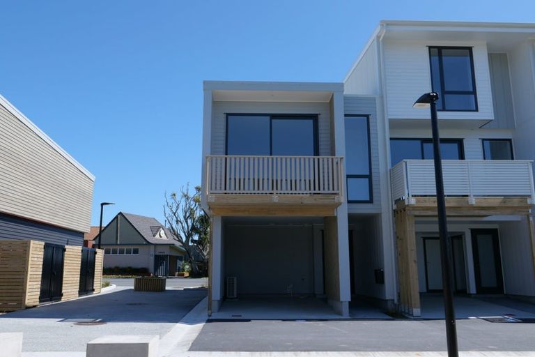 Photo of property in 39 Kamahi Place, Paraparaumu, 5032