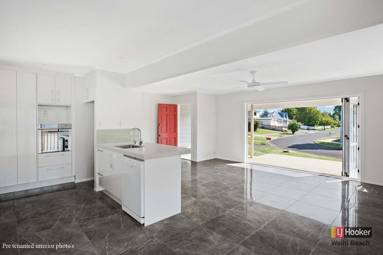 Photo of property in 20a Adela Stewart Drive West, Athenree, Waihi Beach, 3177