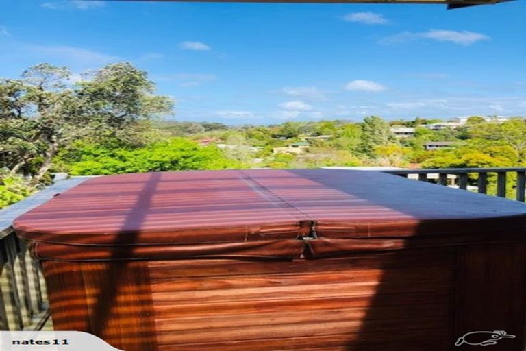 Photo of property in 40 Stillwater Crescent, Stillwater, Silverdale, 0993