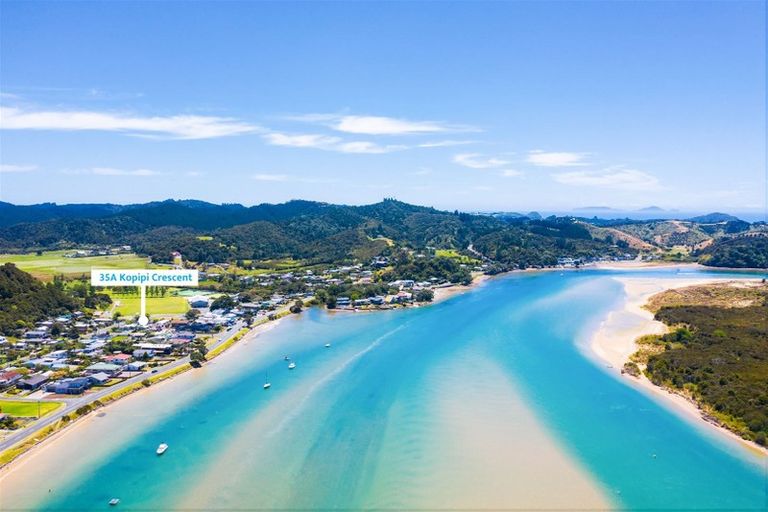 Photo of property in 35a Kopipi Crescent, Ngunguru, Whangarei, 0173