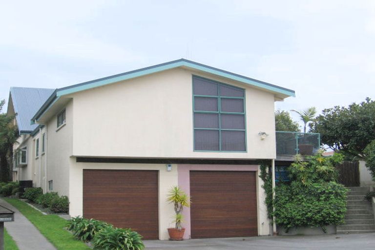 Photo of property in 17 Pine Avenue, Otumoetai, Tauranga, 3110