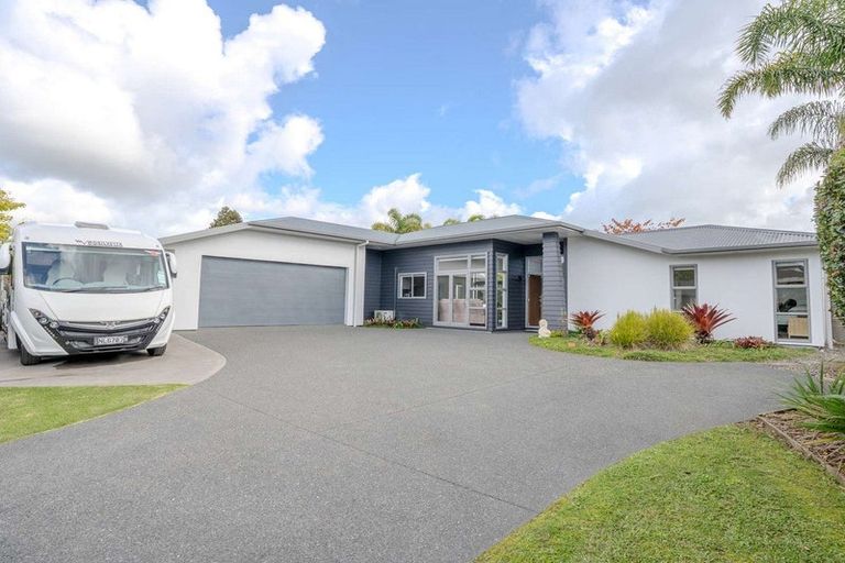 Photo of property in 6 Barrett Place, Kerikeri, 0230