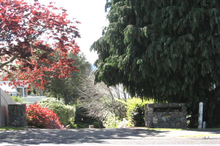 Photo of property in 795 Acacia Bay Road, Acacia Bay, Taupo, 3330
