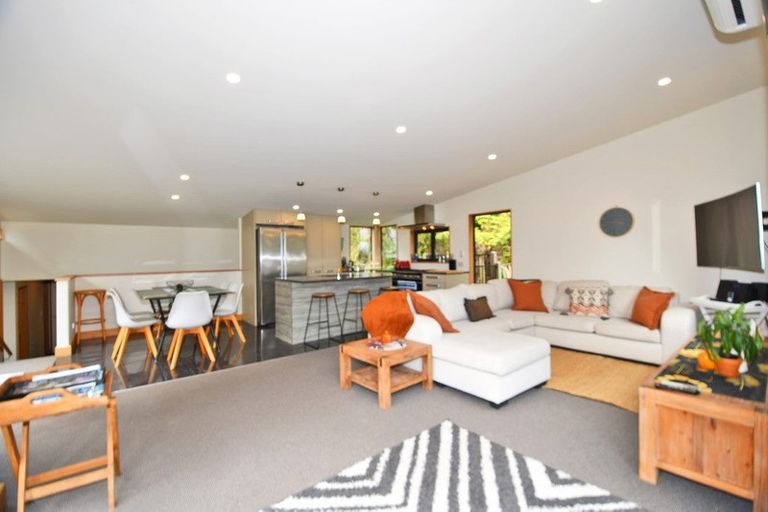 Photo of property in 11 Ferndale Drive, Snells Beach, 0920