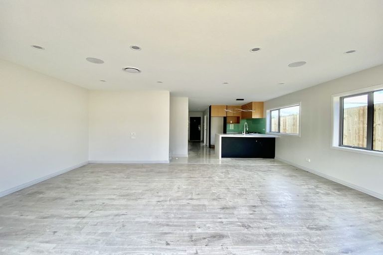 Photo of property in 1 Surrey Street, Manurewa, Auckland, 2102