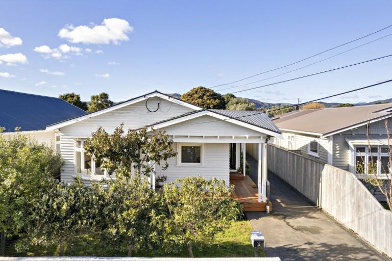 Photo of property in 52 Ava Street, Petone, Lower Hutt, 5012