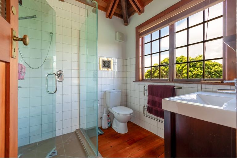 Photo of property in 15 Poplar Avenue, Raumati South, Paraparaumu, 5032