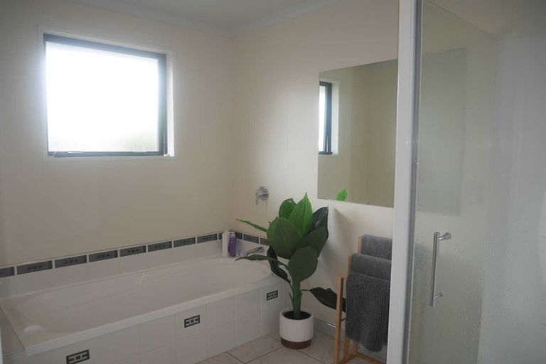 Photo of property in 29 Mataroa Place, Parklands, Christchurch, 8083