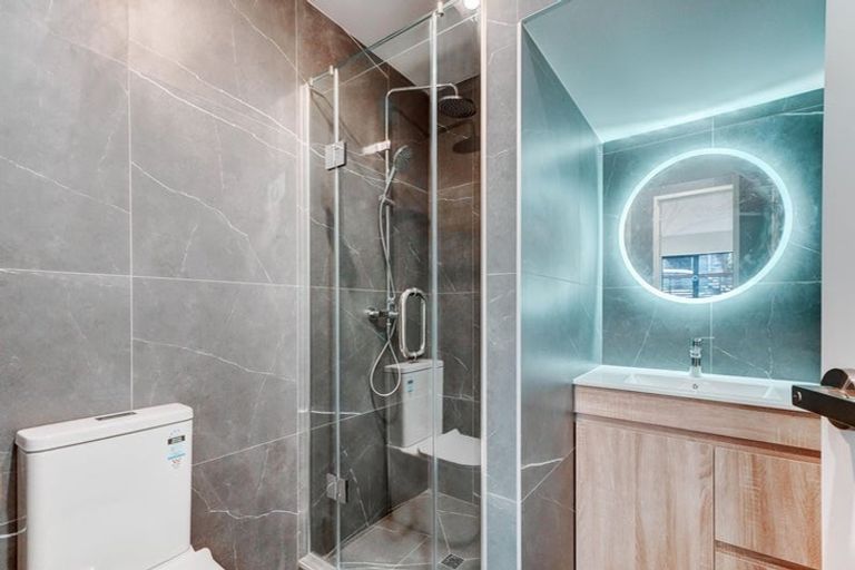 Photo of property in 8a Butterworth Drive, Glendene, Auckland, 0602