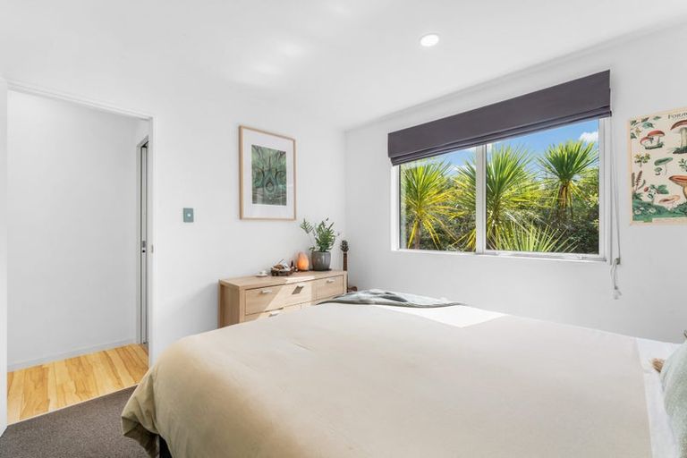 Photo of property in 10 Sauterne Road, Kumeu, 0810