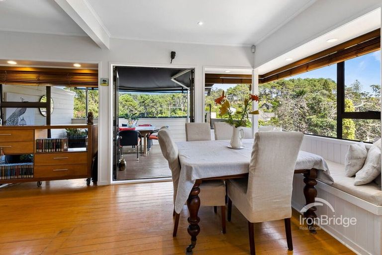 Photo of property in 85 Park Rise, Campbells Bay, Auckland, 0630