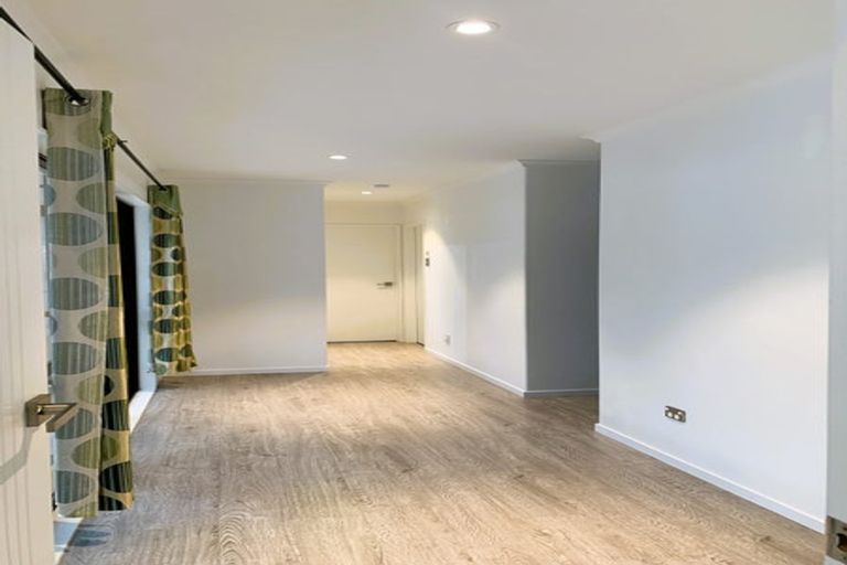 Photo of property in 23 Matata Drive, Takanini, 2112