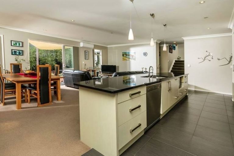 Photo of property in 7 Miromiro Street, Greenhithe, Auckland, 0632