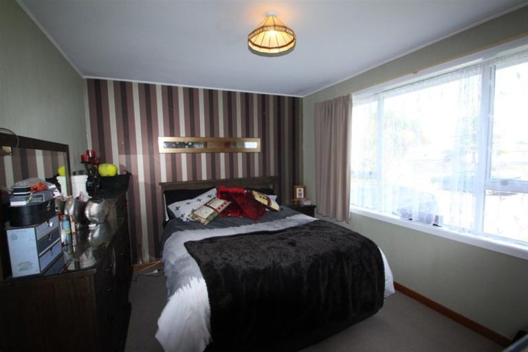 Photo of property in 20 Waverley Street, East Gore, Gore, 9710