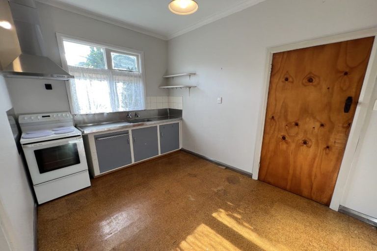 Photo of property in 5 Manuka Street, Hokowhitu, Palmerston North, 4410