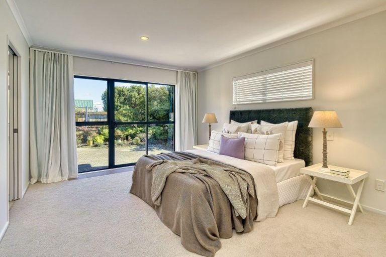 Photo of property in 219 Frimley Oaks, Frimley, Hastings, 4120